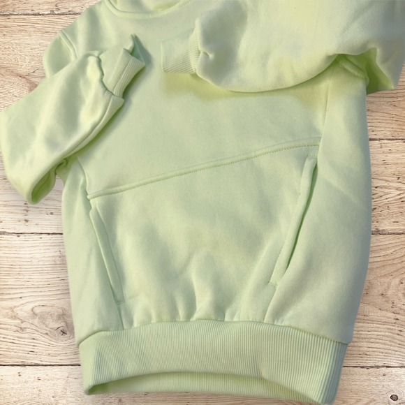 Nike Other - Nike All Kids Fit Sportswear Club Fleece Hoodie NWT - Size XS - Lime Ice‎